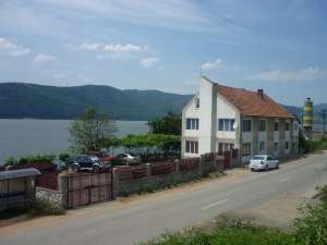 casa de vinzare linga dunere