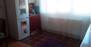 Apartamen6t 2 camere,   60 mp,   zona Bradet