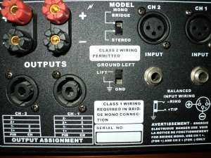 vand amplificator blue tech2x500watt, original germania, folosit doar acasa, plus doua microfoane sm