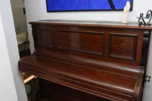 PIANINA HOOFF & Co.