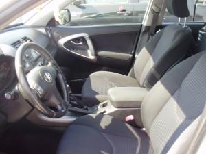 Toyota RAV 4 2.2 D-Cat SOL