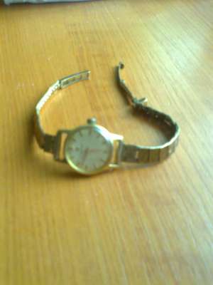 ceas din aur de 18k marca omega