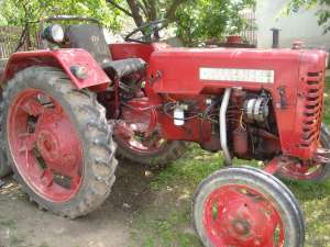 vand tractor mc cormik international