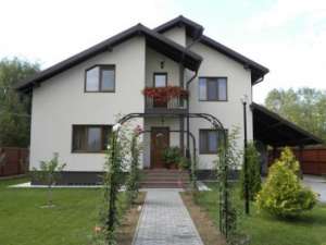 Vind Vila De Lux