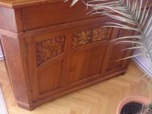 vand mobila veche
