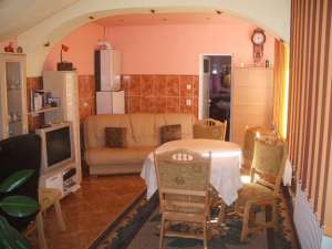 Inchiriez casa ultracentral Alba Iulia