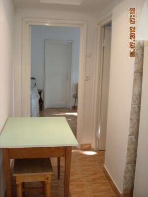 Inchiriez apartament 3 camere Oradea