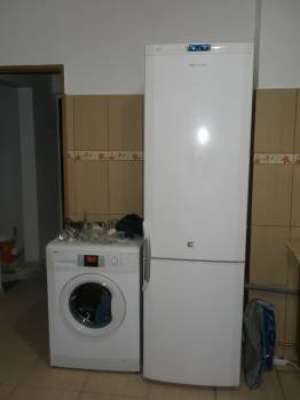 Inchiriez apartament 2 camere Drumul Taberei Valea argesului