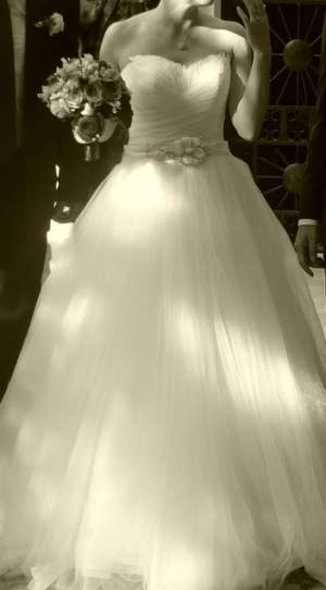 Vand Rochie Mireasa Pronovias Barbate 2012
