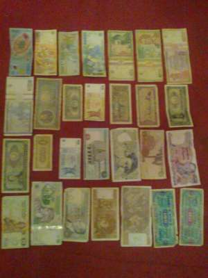 Vand monede si bancnote vechi
