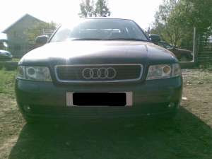 vand pompa benzina audi a4 motor 2.4 benzina an 2000