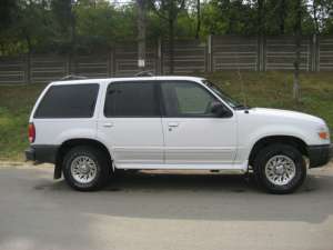 Ford explorer