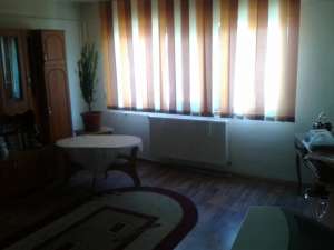 vand apartament 3 camere mobilat si utilat complet