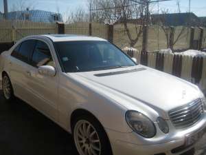 vand mercedes e 200 AN2005-05