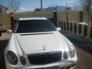 vand mercedes e 200 AN2005-05