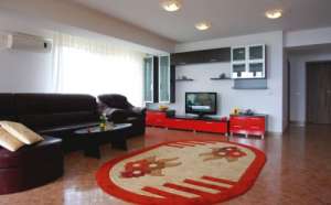 Inchiriere apartament 3 camere,  Mamaia 2012