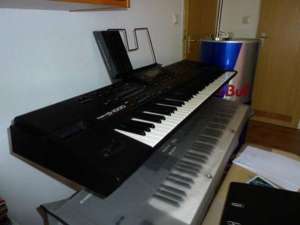 De vanzare ROLAND G1000,  ROLAND JUNO-D.KORG KONTROL 49, ALESIS QX49
