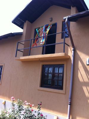 CASA DE VANZARE
