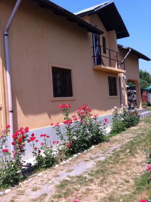 CASA DE VANZARE