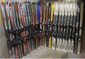 SchiuriCarve si Clapari Snowboard