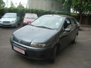 Vand Fiat Punto 1242 benzina 2003