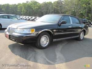 Vand Lincoln Town Car