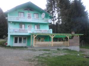 cabana la tihuta