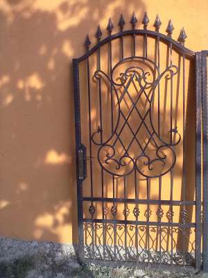 Poarta fier forjat