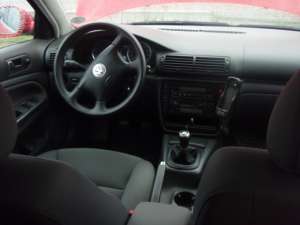 VOLKSWAGEN Passat 1.9TDI