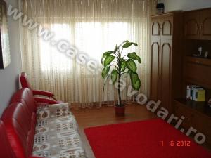 2 camere decom. Navodari 28000 euro