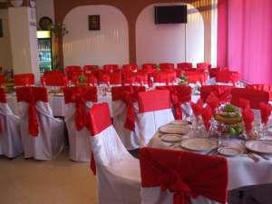 DECORATIUNI FESTIVE