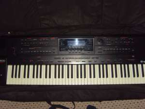 Roland G800