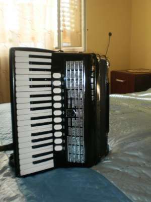 Acordeon Hohner Facorit