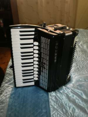 Acordeon Hohner Facorit