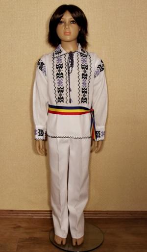 Costume populare baietei