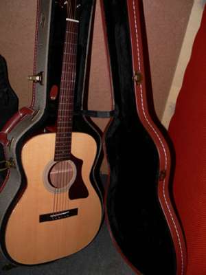 vand chitara acustica high end Guild GAD30NAT cu toc