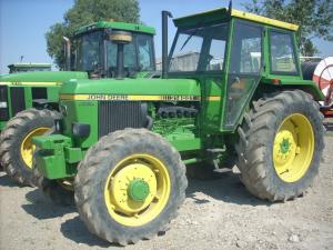 Vand tractor John Deere 3140DT