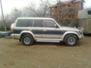 Vind Mitsubishi Pajero