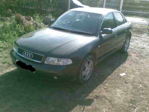 vand usi audi a4 motor 2.4 benzina an 2000