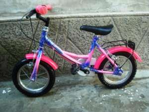 Vand biciclete copii aproape noi - cele din poze