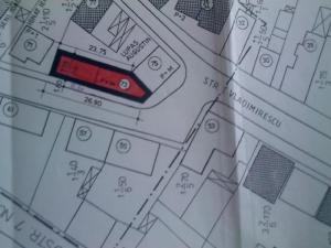 Vand Casa in Bistrita cu Spatiu Comercial,  s-au schimb partial cu Tractor si  Utilaje Agricole