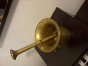 De vanzare Major MAXI bronz masiv cu pistil foarte vechi.