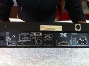 Moving light controller   AVOLITES �  AZURE  2000