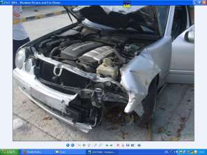 Vand Mercedes E 200 Avariat