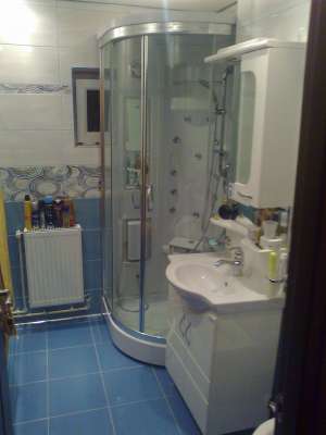 apartament semidecomandat