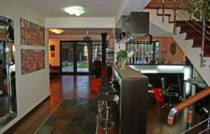 Vanzare vila,     Casa Jandarmeriei 8 camere D+P+2E vila LUX