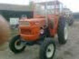 tractor universal 445 viticol