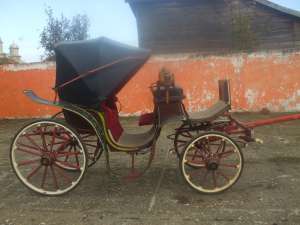 Trasura pentru cai (birja) de colectie, pentru cunoscatori, foarte bine intretinuta..in stare foarte