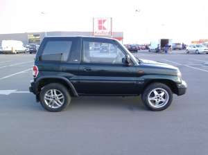 vand sau schimb mitubishi pajero pinin