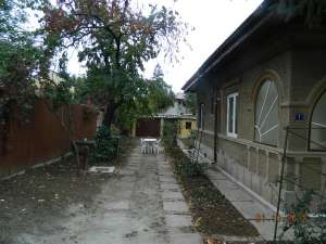 ofer spre inchiriere casa 3 camere,     Militari